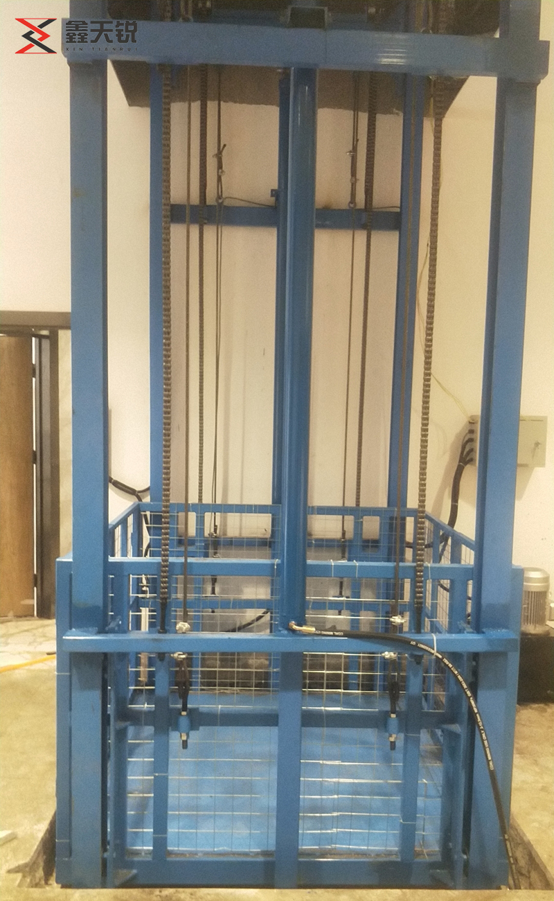 济宁仓库货梯